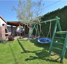 3 bedroom villa with pool near Poreč, sleeps 6